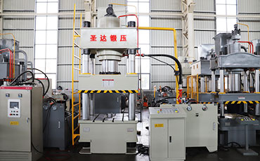 500噸三梁四柱液壓機(jī)多重？